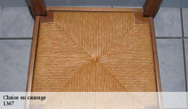 Chaise en cannage 1367