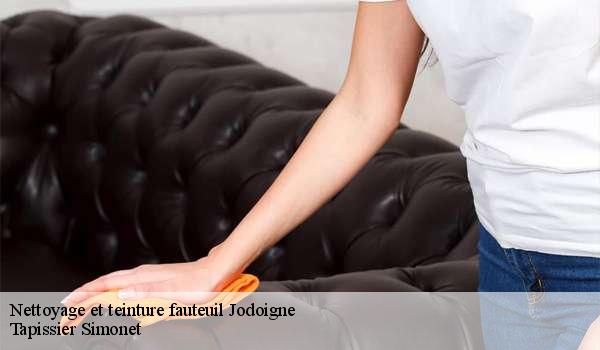 Nettoyage et teinture fauteuil 1370